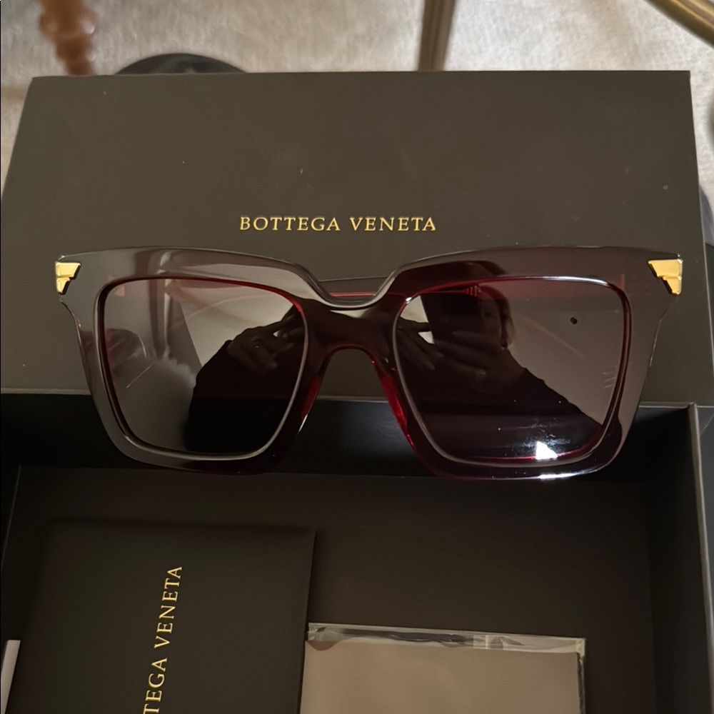 Bottega Veneta Burgundy Brown and Gold Sunglasses with Modern Design